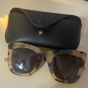 DIFF EYEWEAR SUNGLASSES